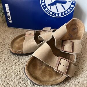 Birkenstock Arizona in Tabacco brown with Soft Foodbed. Regular fit size 38